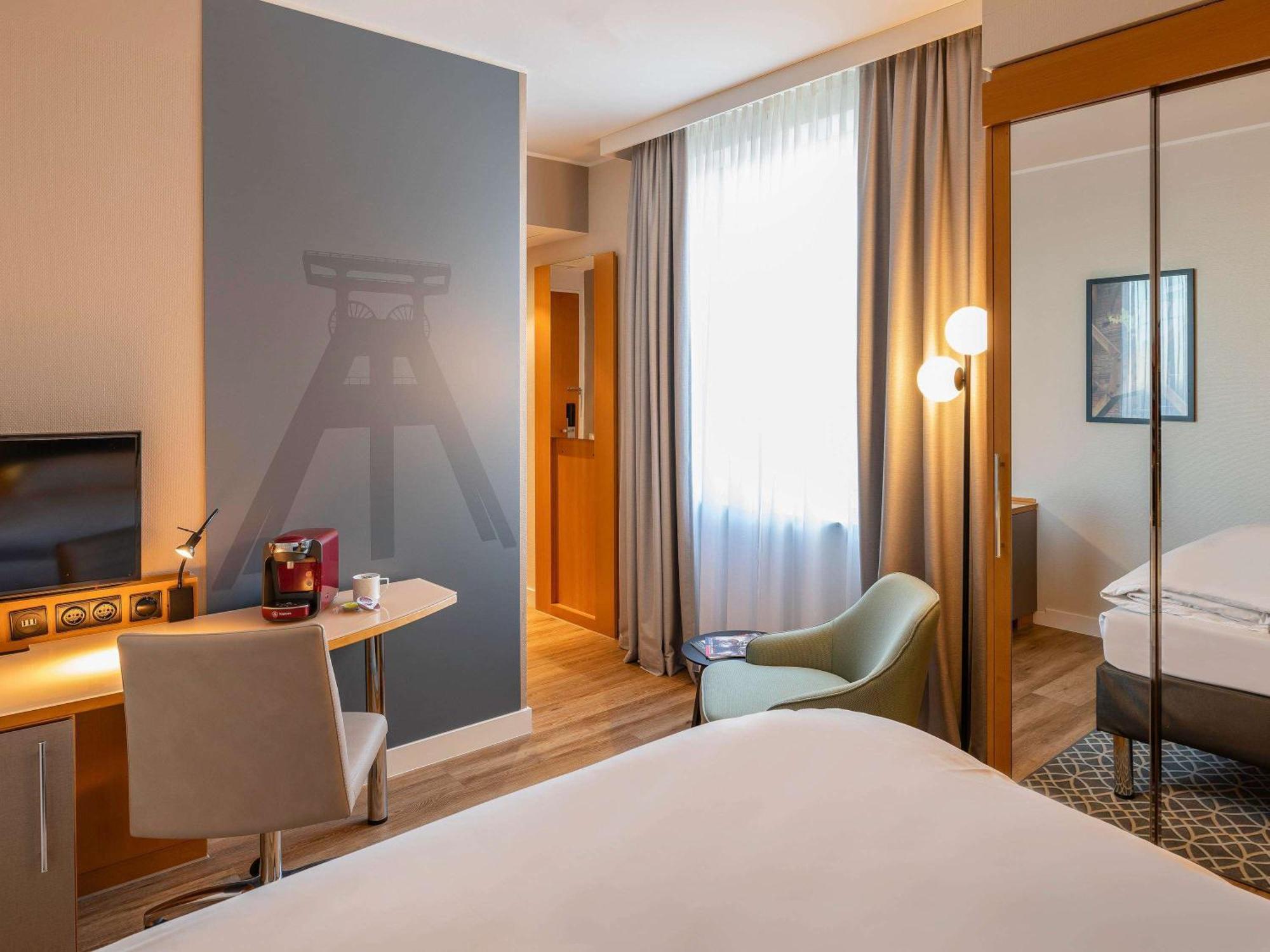 Mercure Hotel Bochum City Exterior foto